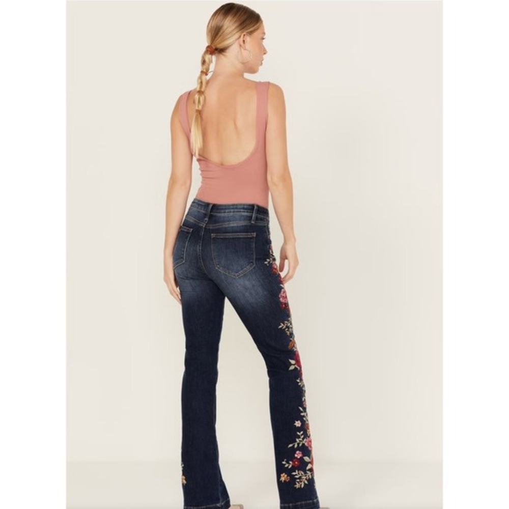 Driftwood Wyatt Medium Wash High Rise Floral Embroidered Stretch Flare Jeans - Picture 2 of 5